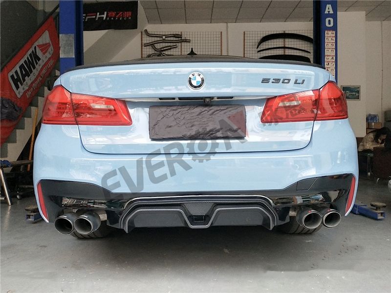 CS Style Rear Diffuser with LED Light Rear Bumper Lip for BMW 5 Series G30 2017-2022