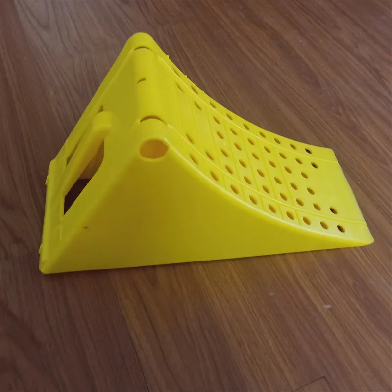 Plastic Wheel Wedge Wheel Stopper for Cars