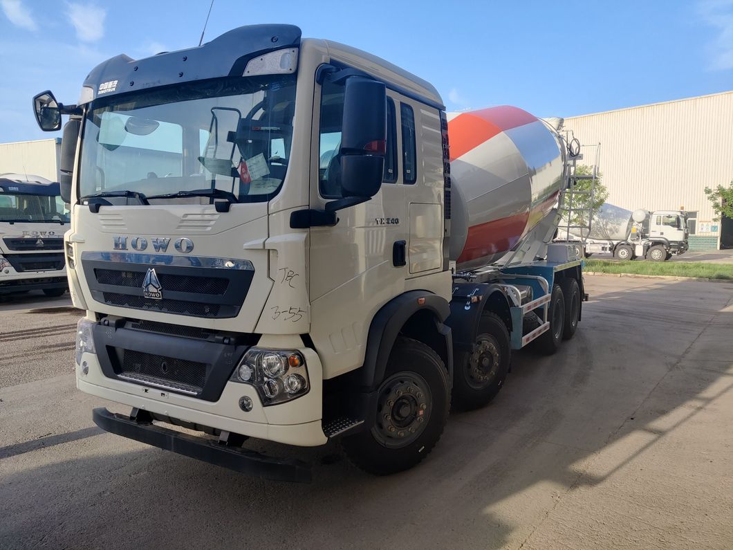 China HOWO Dump Truck 8X4 Used Second Hand Dump Dumper Tipper Mixer Mixing Concrete Pump Tractor Truck with 12