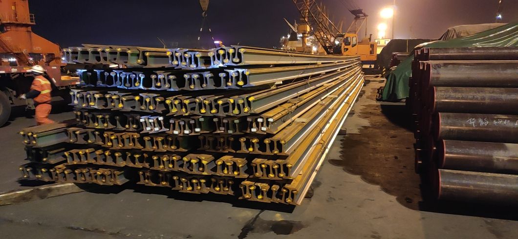 Uic54/54e1 Rail/Steel Rail/Railway Rail/Heat Treated Rail