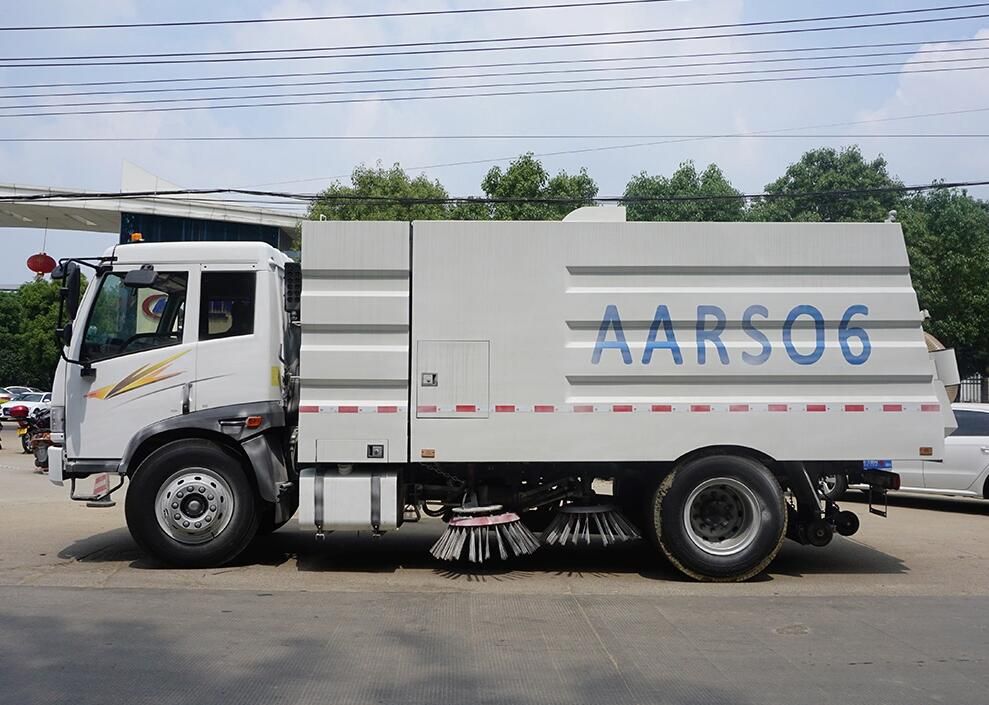 4X2 Vacuum Road Sweeper Truck for Sale
