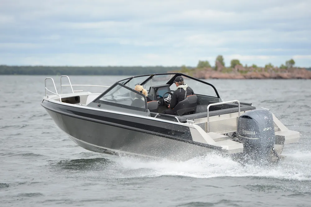 2022 Professional Centre Console Fishing Bait Aluminum Speed Boats Manufacturers