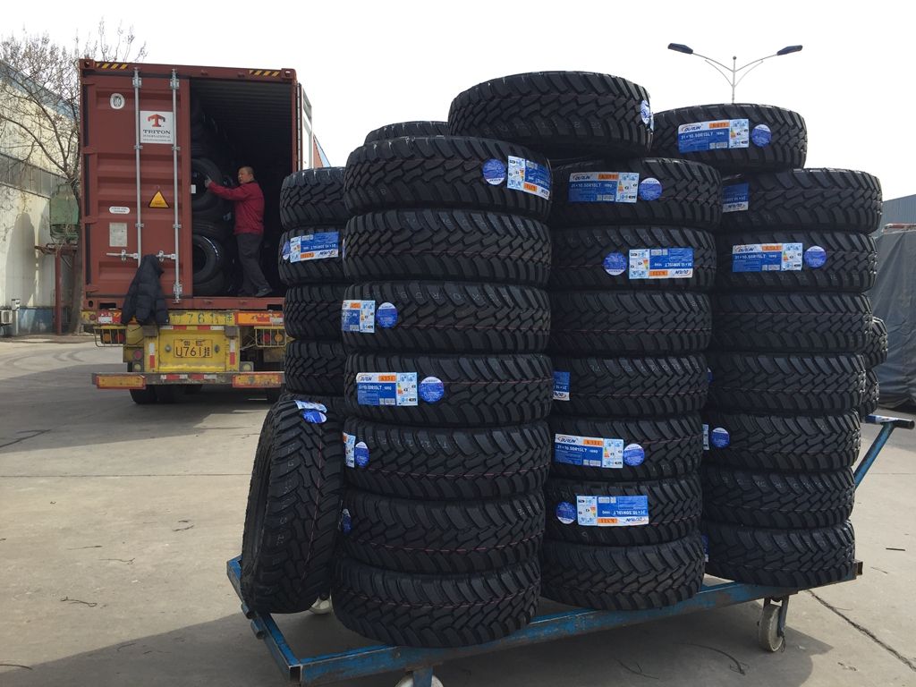 China Factory Durun Brand 255/70r15c Wholesale Market PCR Tire for Passenger Car PCR Tyres