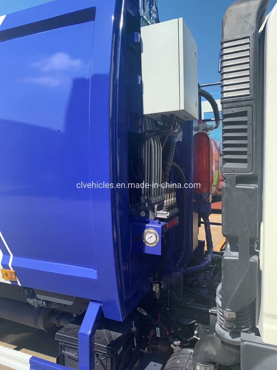 Sino Truck HOWO 6000L Garbage Compactor Truck Compression Garbage Collector Truck