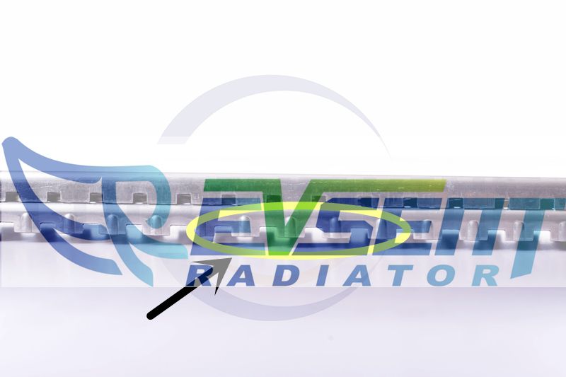 Water Radiator for Ivec0 Irisbus Engine Cooling OE 5801657193 587543352 5801643382 IV643382