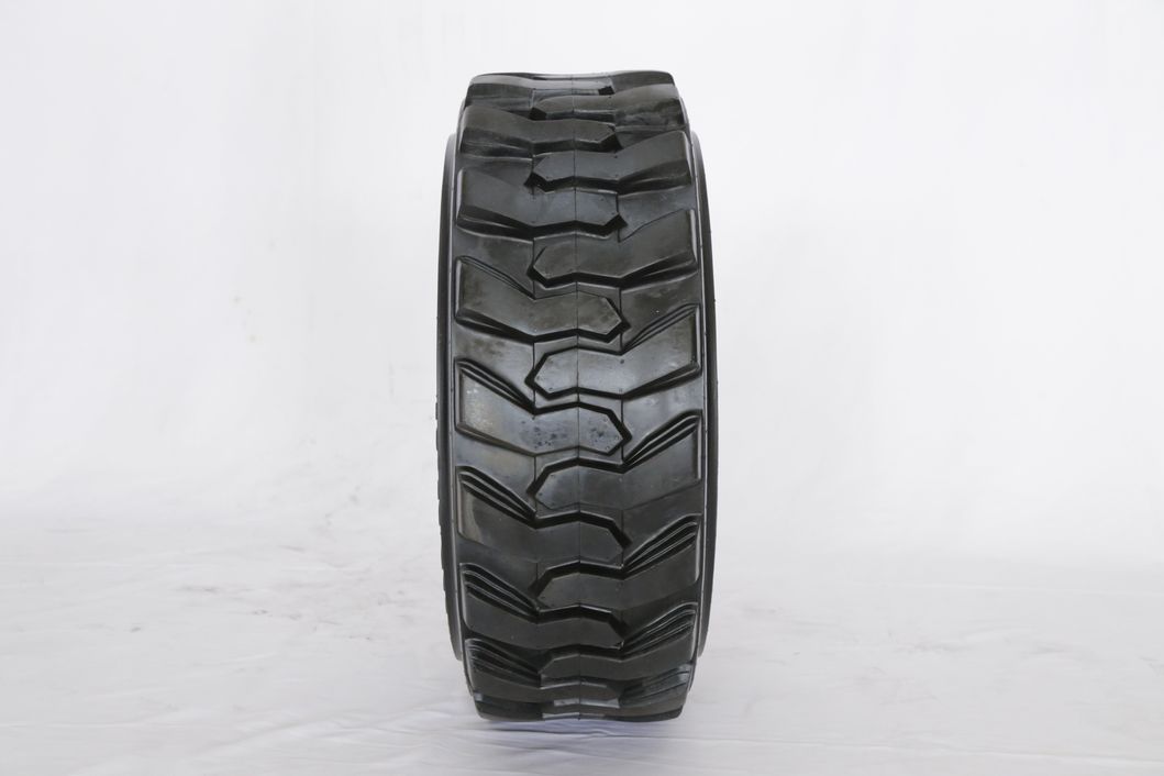 Tyre Factory L2 Skid Steer Loader Tire 12-16.5