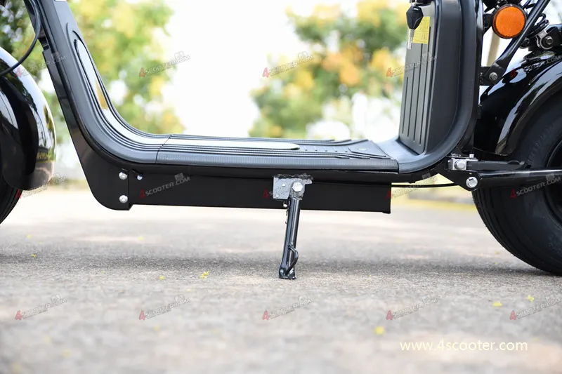 China Factory Wholesale City Coco Electric Scooter 1200W 2000W Zhejiang Luqi Intelligent High Speed