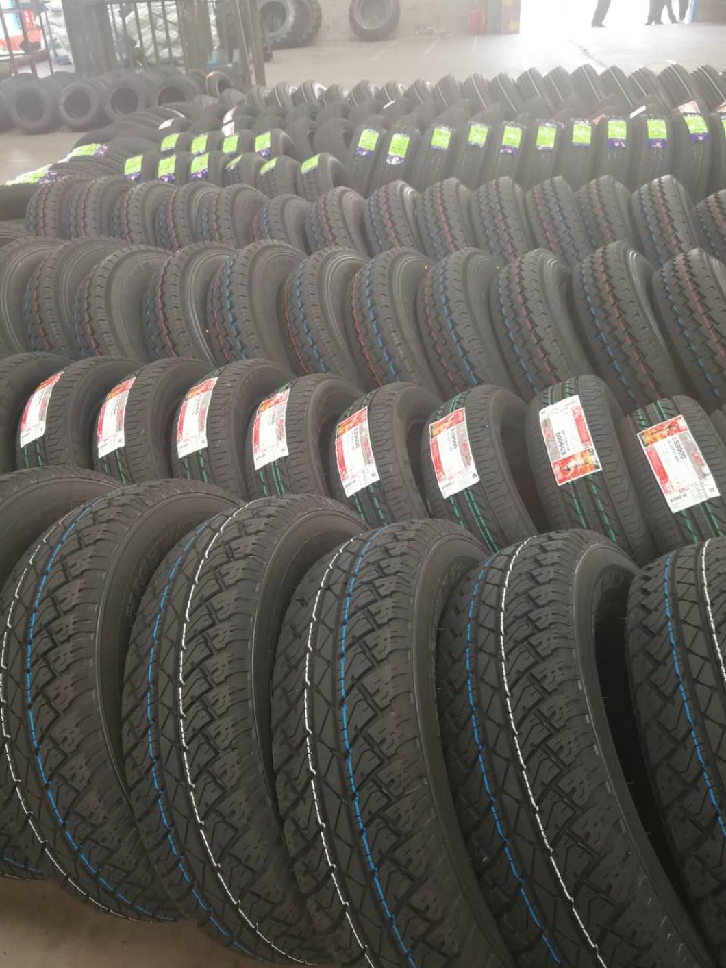 LTR PCR Passenger Tyre with 145/70r12, 155/70r12, 165/70r12
