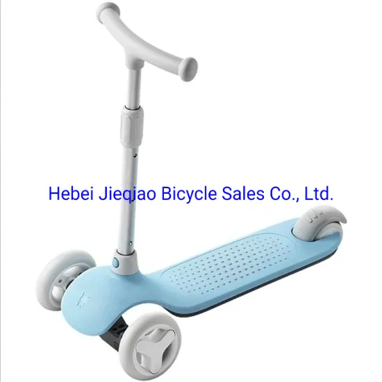 Flash Wheels Multiple Security Protection Kids Scooter