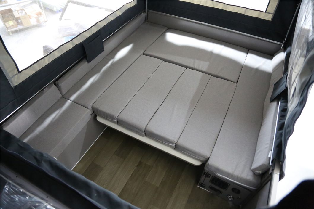 Independent Suspension Rear Folding Camper Trailer with Tent in Australia