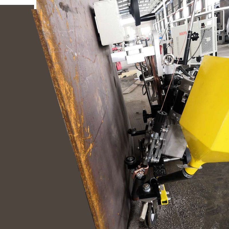 Automatic Submerged-Arc Welding Machine for Tank Construction