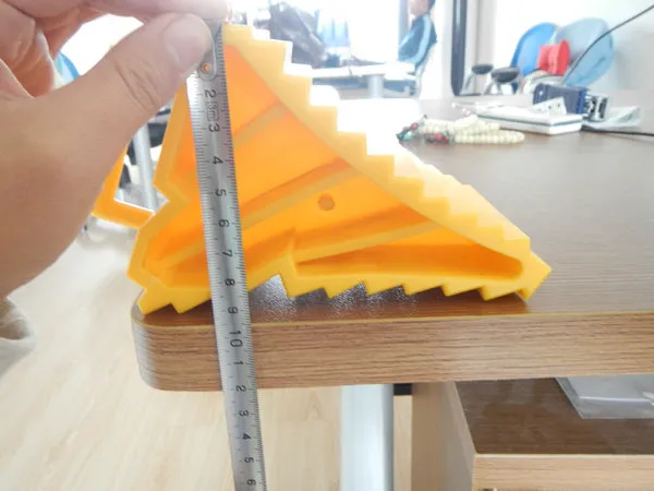 Yellow Color Small Car Wheel Stopper with Handle