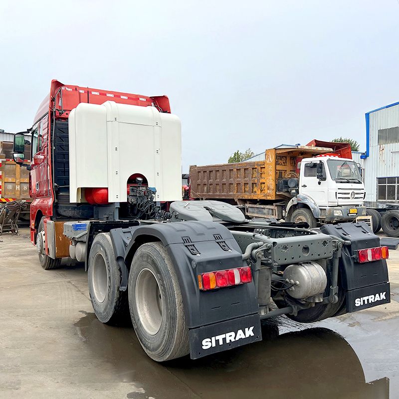 CNG 6X4 Sitrak Tractor Truck 12 Wheels Second-Hand Tractor Truck for Sale