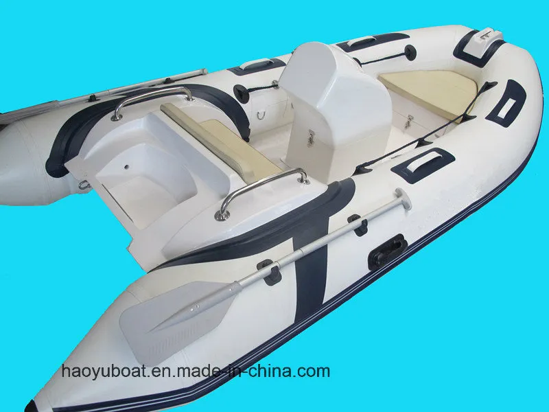2019 New Model 4m Rigid Inflatable Boat Rib390c Rubber Boat Hypalon with Ce Fishing Boat
