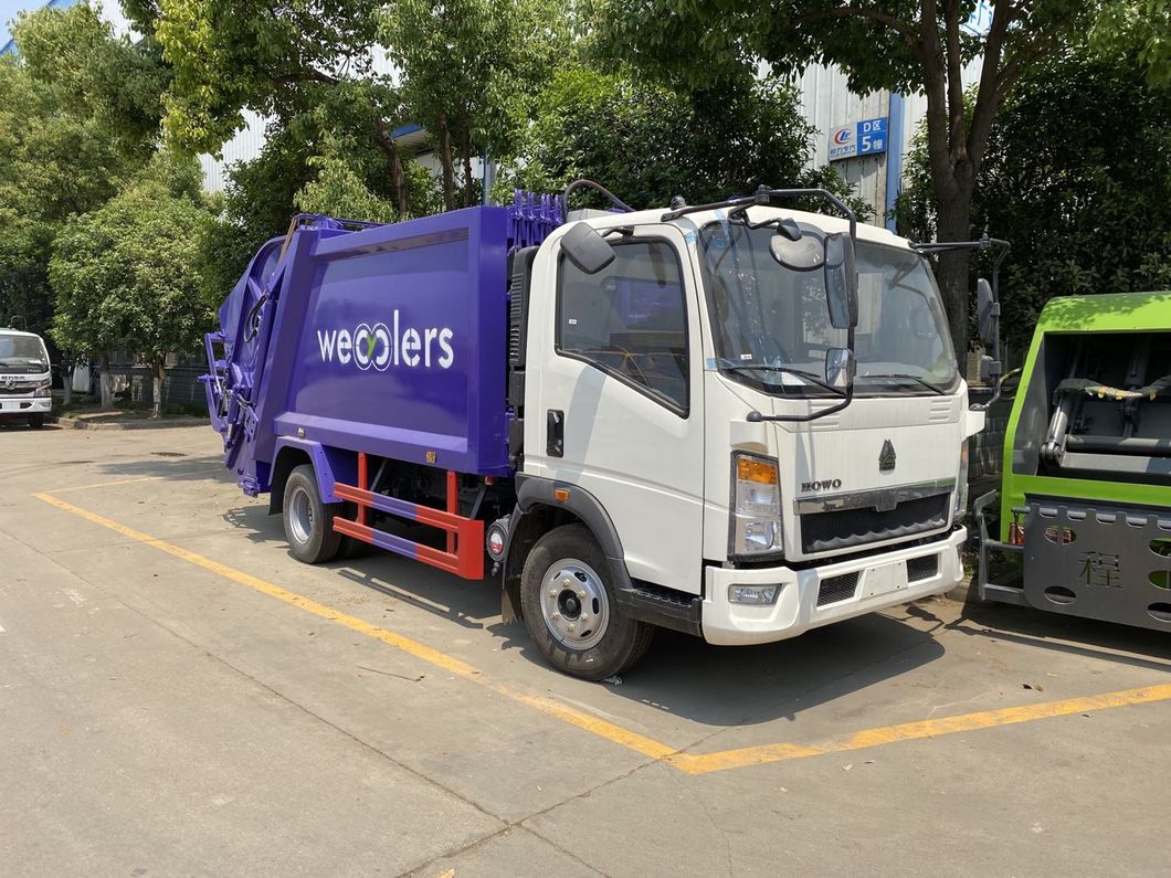 Hot Sell 5-12 Tons Sinotruck HOWO Compactor Garbage Truck