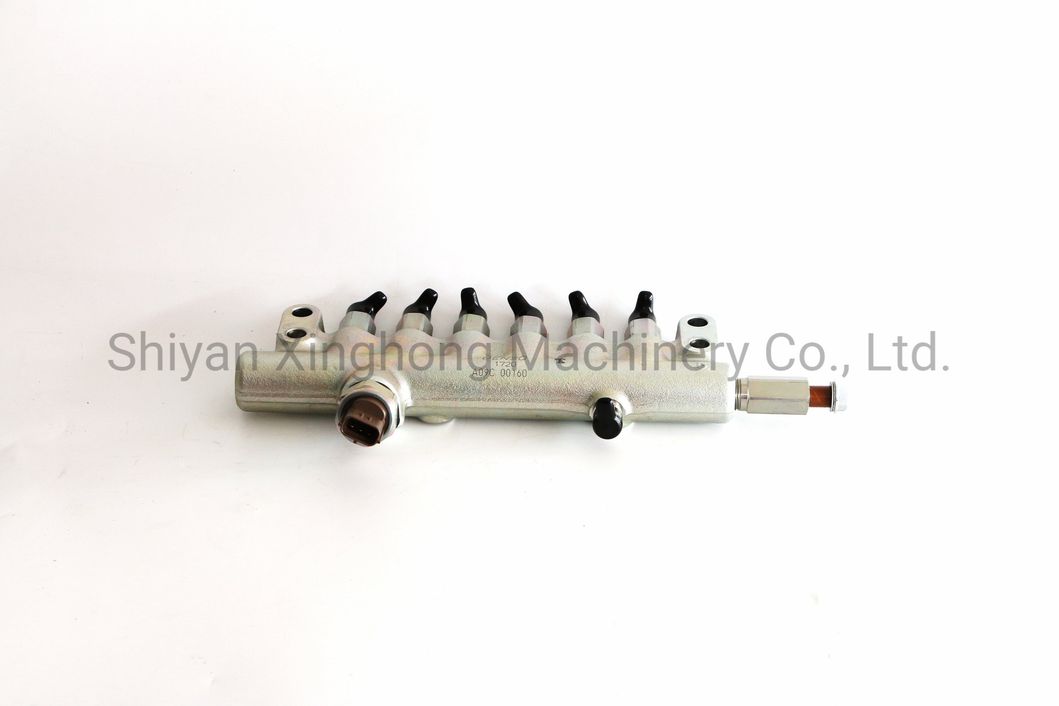 Hitachi Excavator 6HK1/8-98152950-2 Diesel Engine Parts Fuel System Denso Common Rail Pipe 1720A09c00160