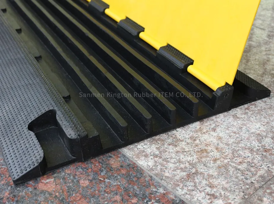 New Design Road Safety 5 Channels Reflective Rubber Cable Protector Cord Protector
