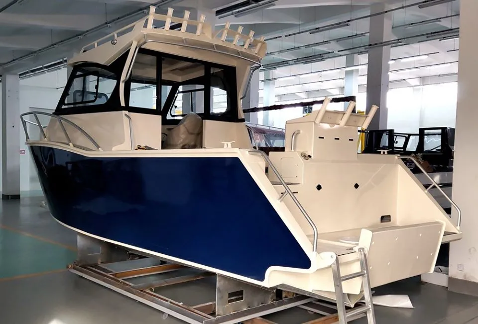 25FT Leisure Offshore Cruising Yacht Full Cabin Speed Boat for Water Sports