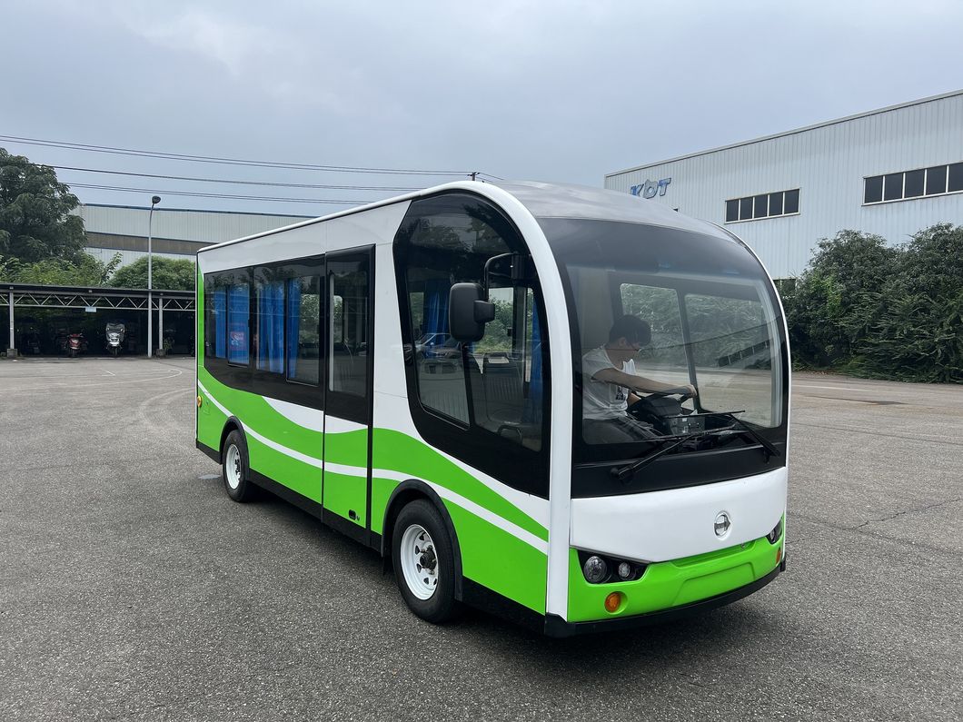 China Factory 450km Long Mileage 153.6V620ah 95.2kwh LFP Lithium Battery 15kw Motor Super Charge 17 Seats Electric Sightseeing Bus Sightseeing Car Mini Bus F17L