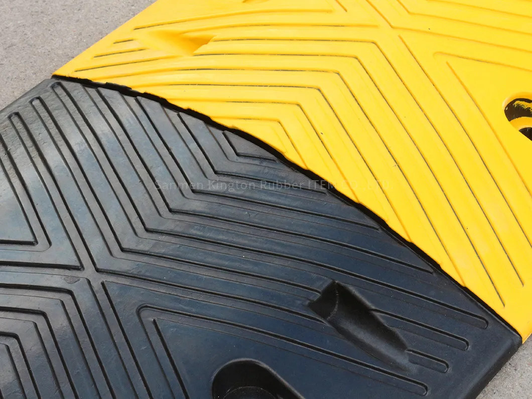 Cost-Effective Rubber Speed Breaker Yellow-Black Road Speed Bump/Hump for Traffic Safety