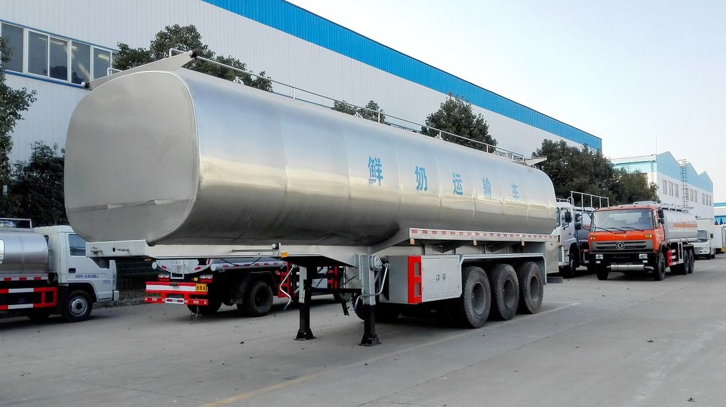 Dongfeng Insulated Milk Tanker Truck 8000L Milk Transport Tank Truck