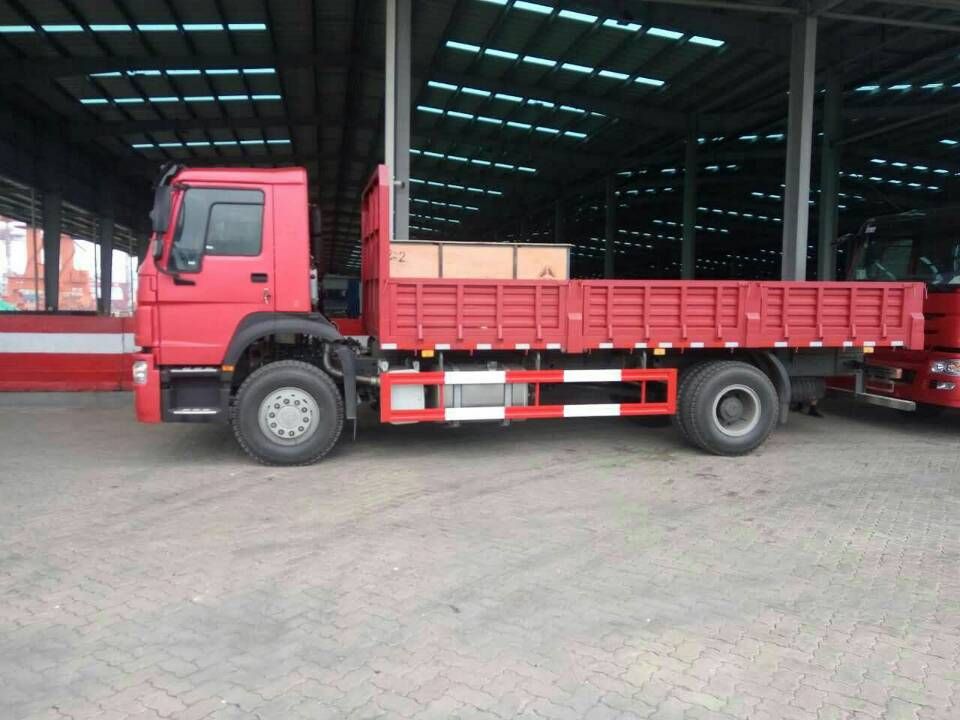 High Quality Sinotruk HOWO7 4X2 6X4 8X4 290HP 336HP 371HP 430HP Heavy Duty Cargo Truck Euro II Emission Standard