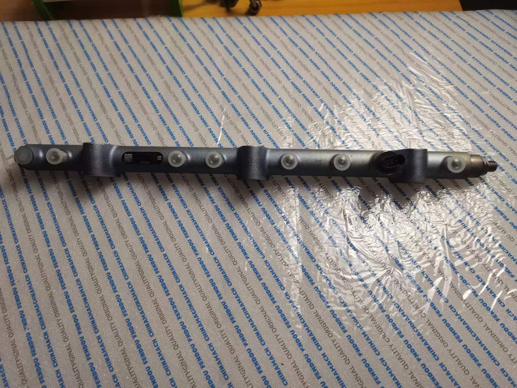 Sinotruk HOWO Truck Parts Common Rail Fuel Injection Pipe (R61540080016)