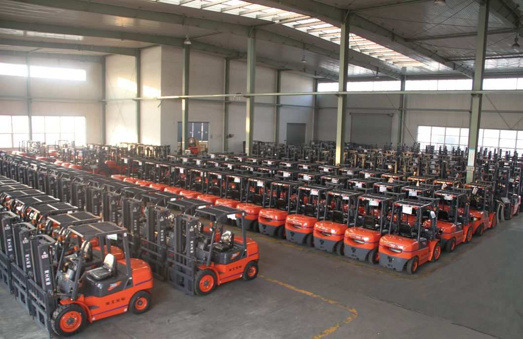 2.5tons Diesel Counterbalanced Internal Combustion Enginee Forklift