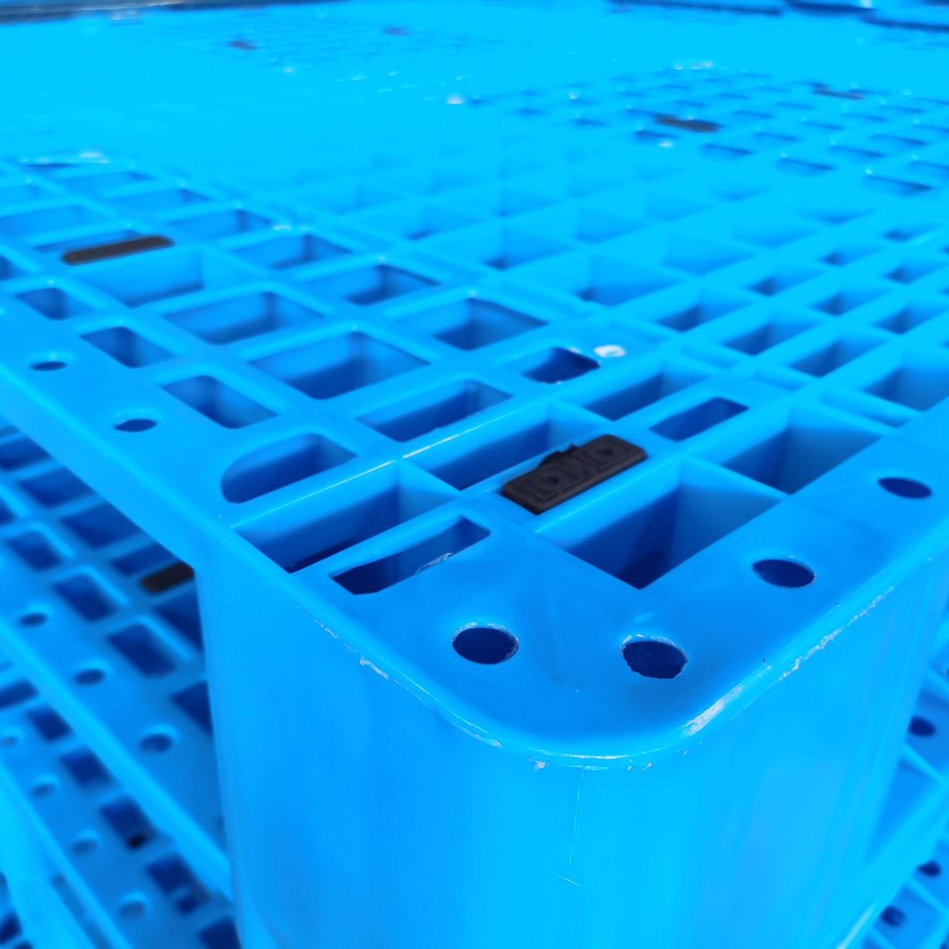 Grid Design Open Deck 3 Runners Hepe Pure Virgin 48′′x48′′ Plastic Pallet
