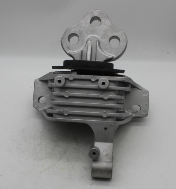 A5825 Em4266 3380 68164710ae Front Engine Mount for Jeep Cherokee 2014-2017