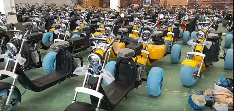Europe Stock EEC 1500W/2000W 60V 12ah/20ah/30ah Electric Motorcycle Scooter Adult Citycoco 3000W 2 Wheel Chopper Citycoco Scooter