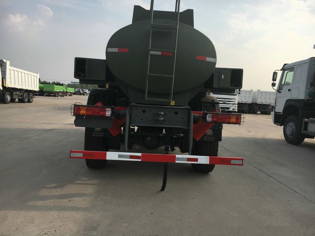 HOWO Diesel Fuel Bowser Truck 5000-10000 Liter (4X4 Wheels All wheels Off Rough Road Transport Gasoline, Diesel Oil, Lubricating Oil and Coal Tar Oil Tanker)