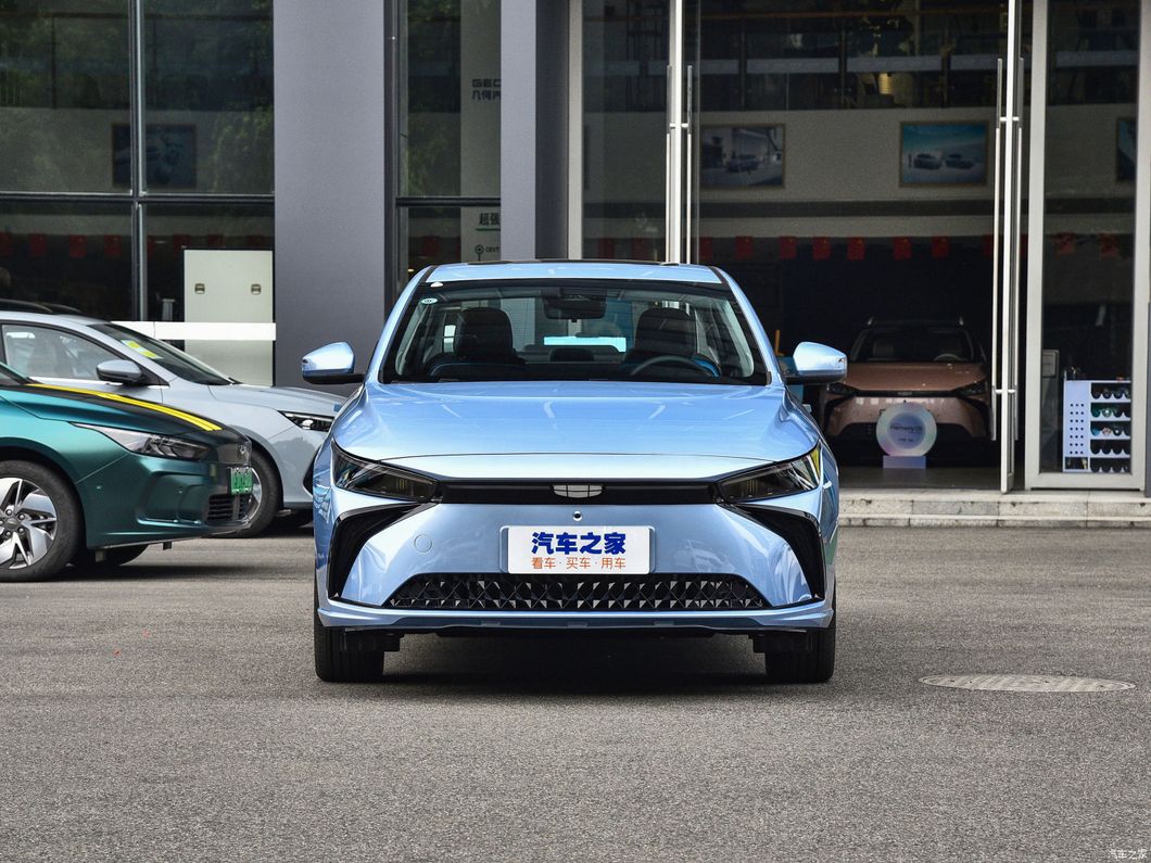 High Performance Electric Vehicle Chery Geometry G6 Electric Cars with Modern Design in EU Standard