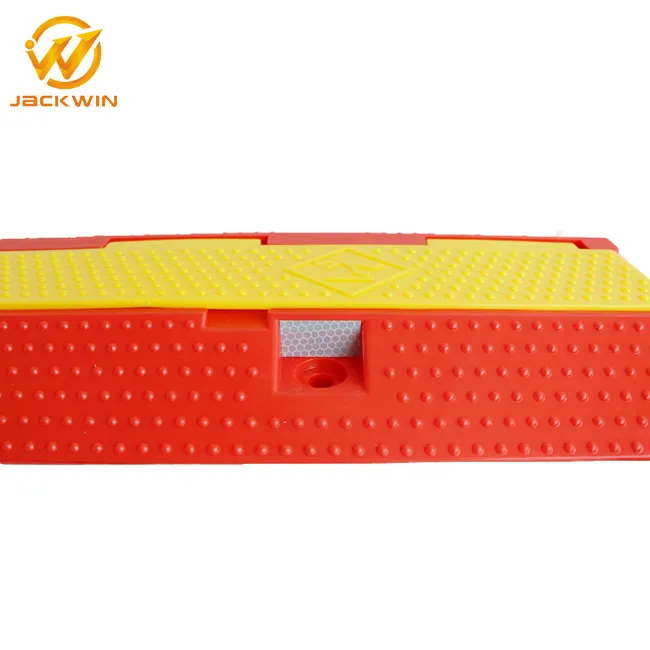 2 Channel PVC Cable Protector Ramp for Traffic Safety Stage Event