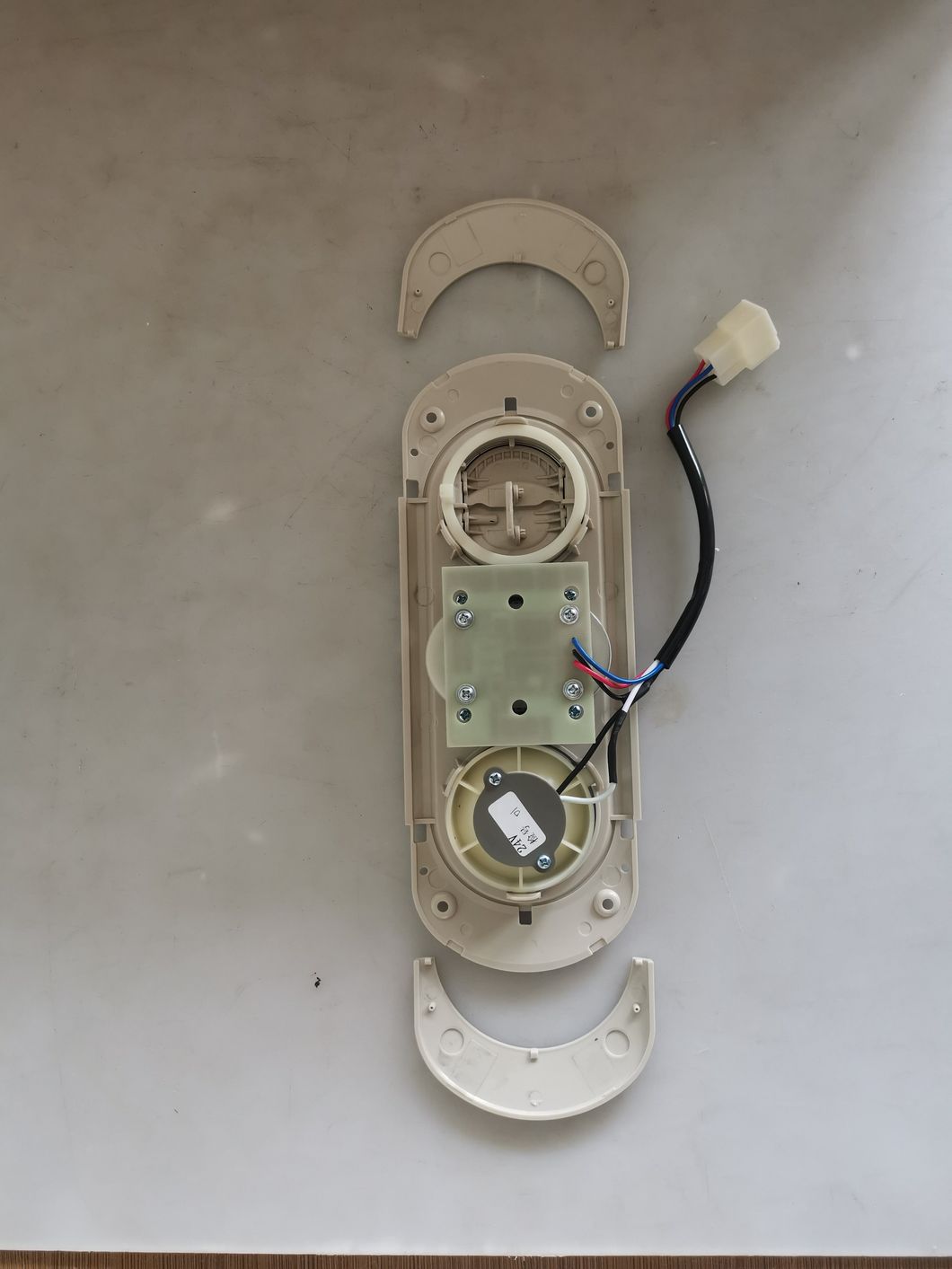 New Product Design Auto Accessories Bus Body Spare Parts Vietnam Popular Wind Outlet Hc-B-12509
