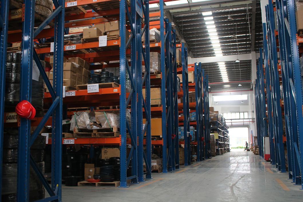 Forklift Spare Parts Generator&amp; Alternator Used for S4s/S4q2 with OEM 32A68-00302FC