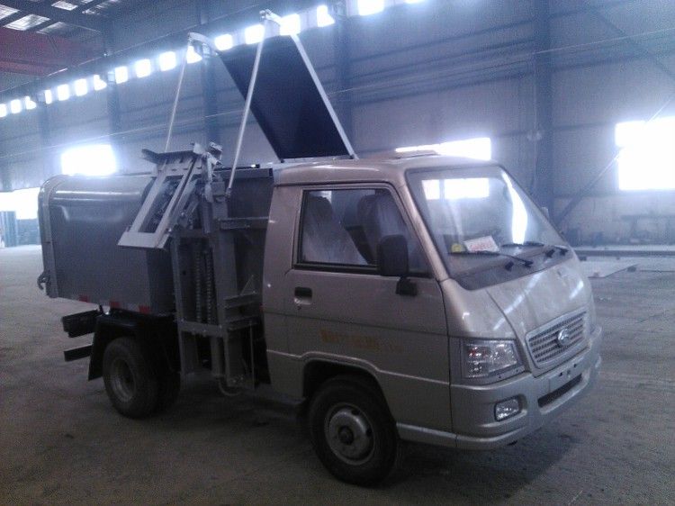 Forland 4X2 Mini Stainless Steel Side Loading Garbage Refused Truck Garbage Container Truck