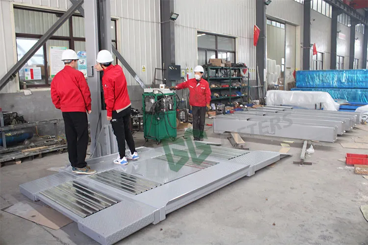 2000kg Hydraulic driven single post car parking lift for residential