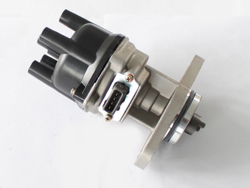 Auto Electronic Parts Distributor Hei OE: 22100-78A00/T4t84471 for Nissan Car Accessory Engine Ignition Spark Module Syetem