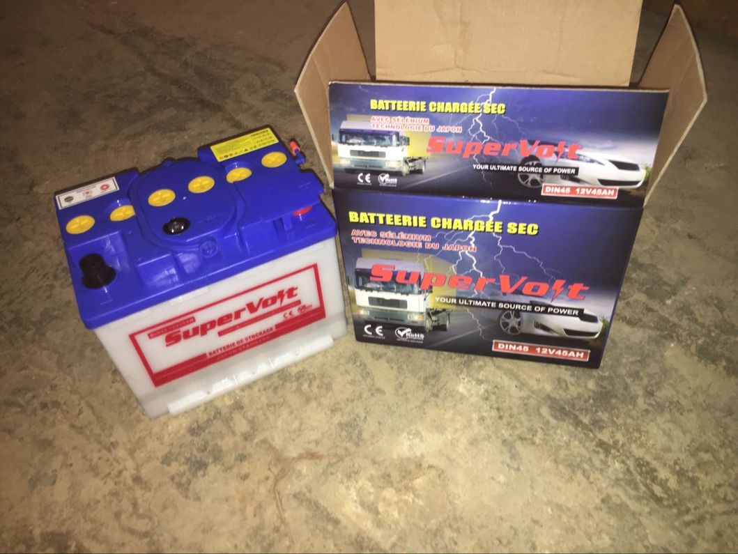 DIN45 12V45ah Lead Acid Dry Charged Rechargeable Auto Battery