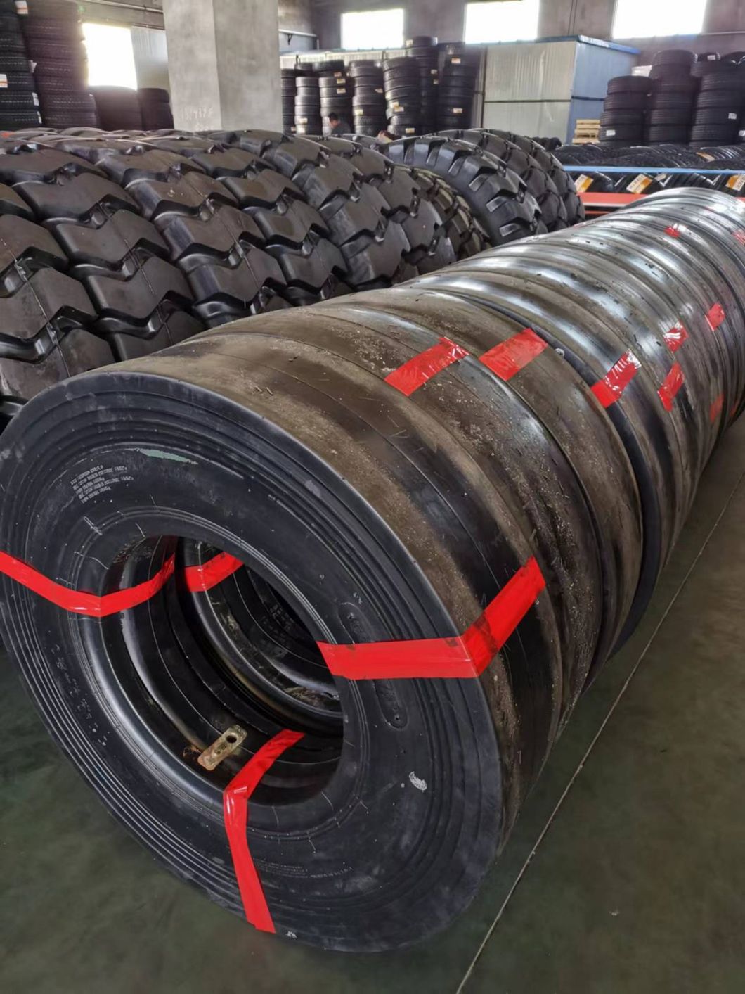 Cheap Wholesale Price Commercial OTR Tire with Tire Tube and Flap