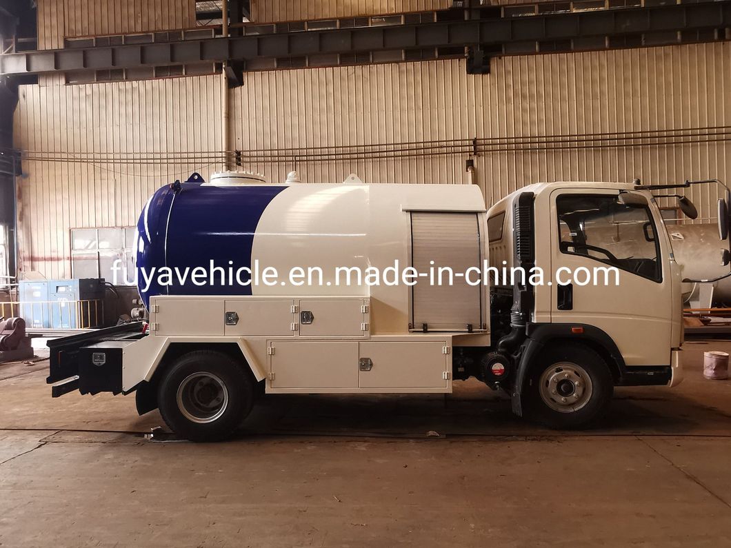HOWO 15000 Liter 7.5 Tons Mobile Refueling LPG Gas Bobtail Truck for Home Tank Filing