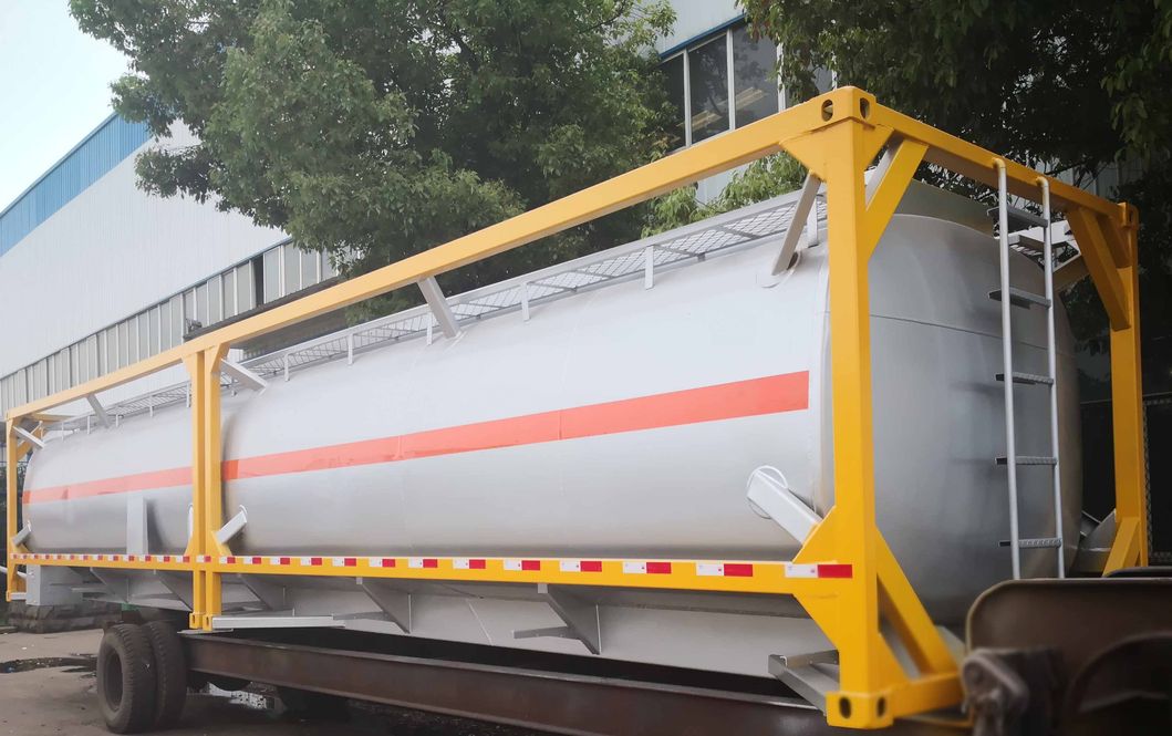 10FT 20FT 40FT Fuel / Edible Oil ISO Tank Container for Sea Transport / Road Transport / Rail Transport