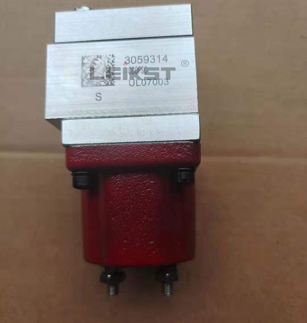 5267132 Dcec Engine Generator Parts Stop Solenoid 3990772 3964621 3990771 3977620 3991625 24V Shut off Solenoid 5292943 Machinery Part Piston