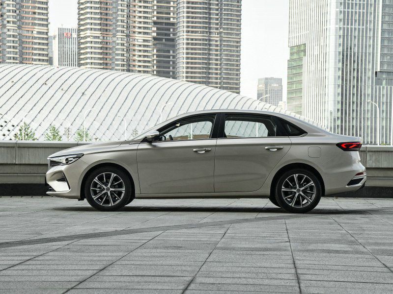 Yg005 China Brand 2023 Sells Geely 4th Generation Emgrand 1.5L-CVT Flagship Gasoline Car Gasoline Car New Car Small Electric Car Second Hand Car