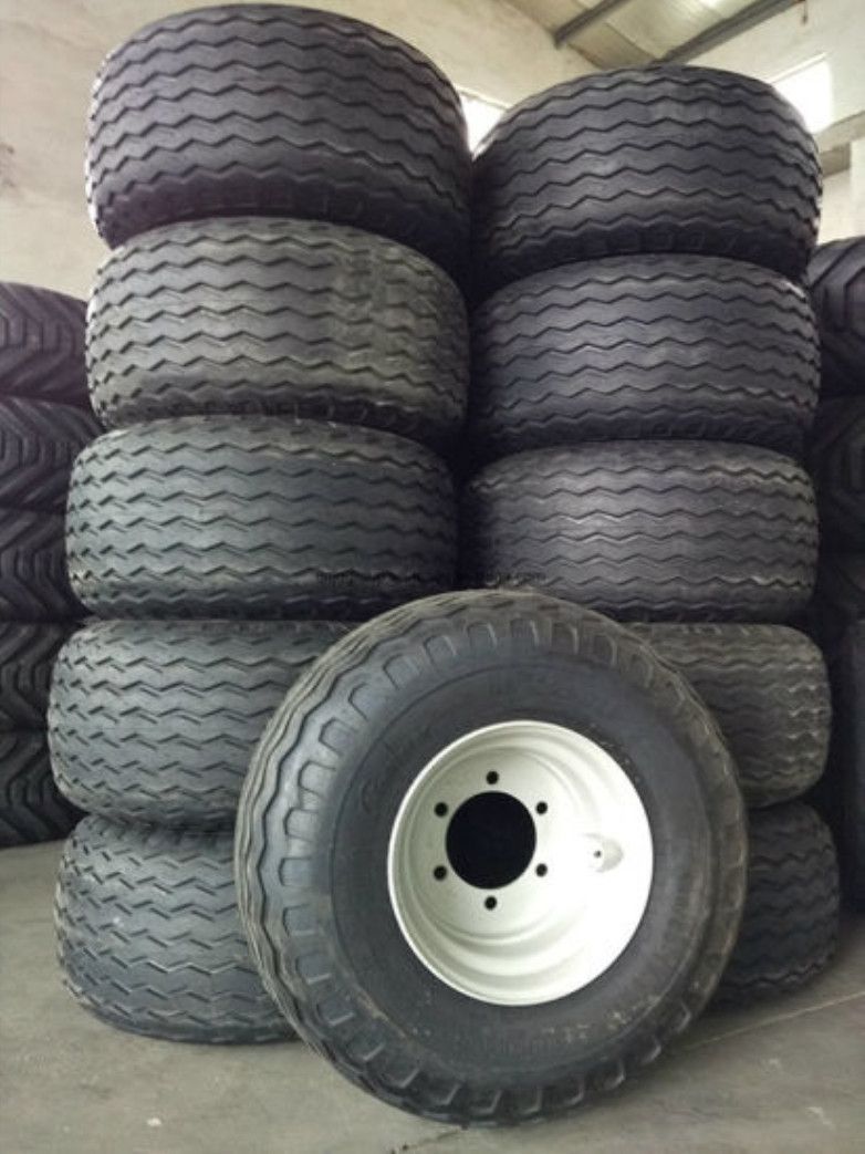 Agricultural Farm Tractor Implement Tyres 400/60-15.5 for Sale