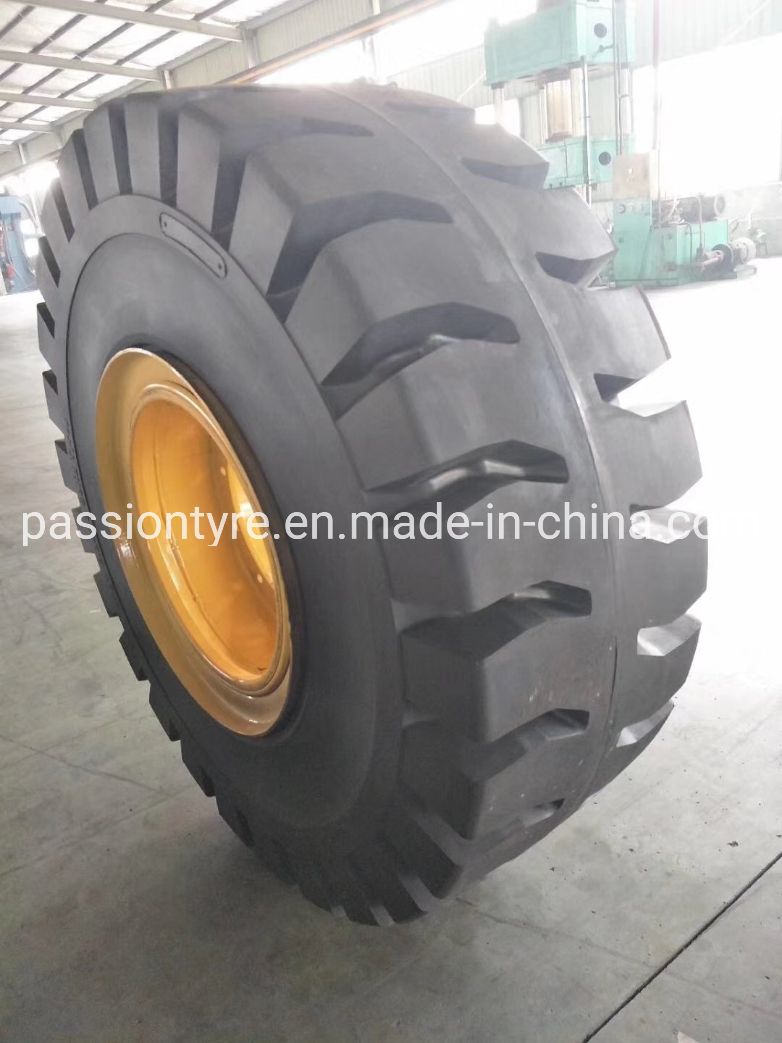 Solid Skid Steer Tyre 31*6*10 33*6*11 36*7*11 40*9*13 38*7*13 Industrial Tire Factory