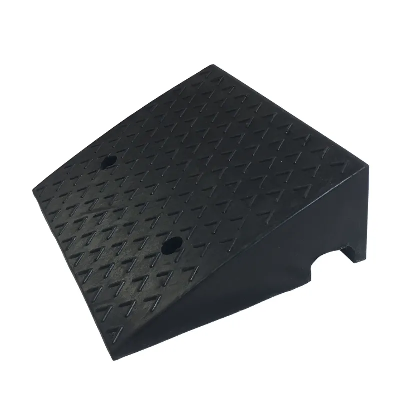Professional Manufacturer of Rubber Car Kerb Ramp