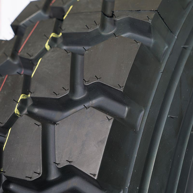 20 Inch All Steel Radial Truck and Bus Tyre (AR3581+12.00R20) with Superb Wear Resistance and Overloading Capacity High Quality Tyres