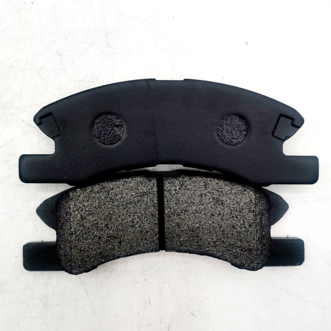 Ceramic Semi-Metallic High Quality Auto Car Spare Part Disc Brake Pads for Daihatsu D1731